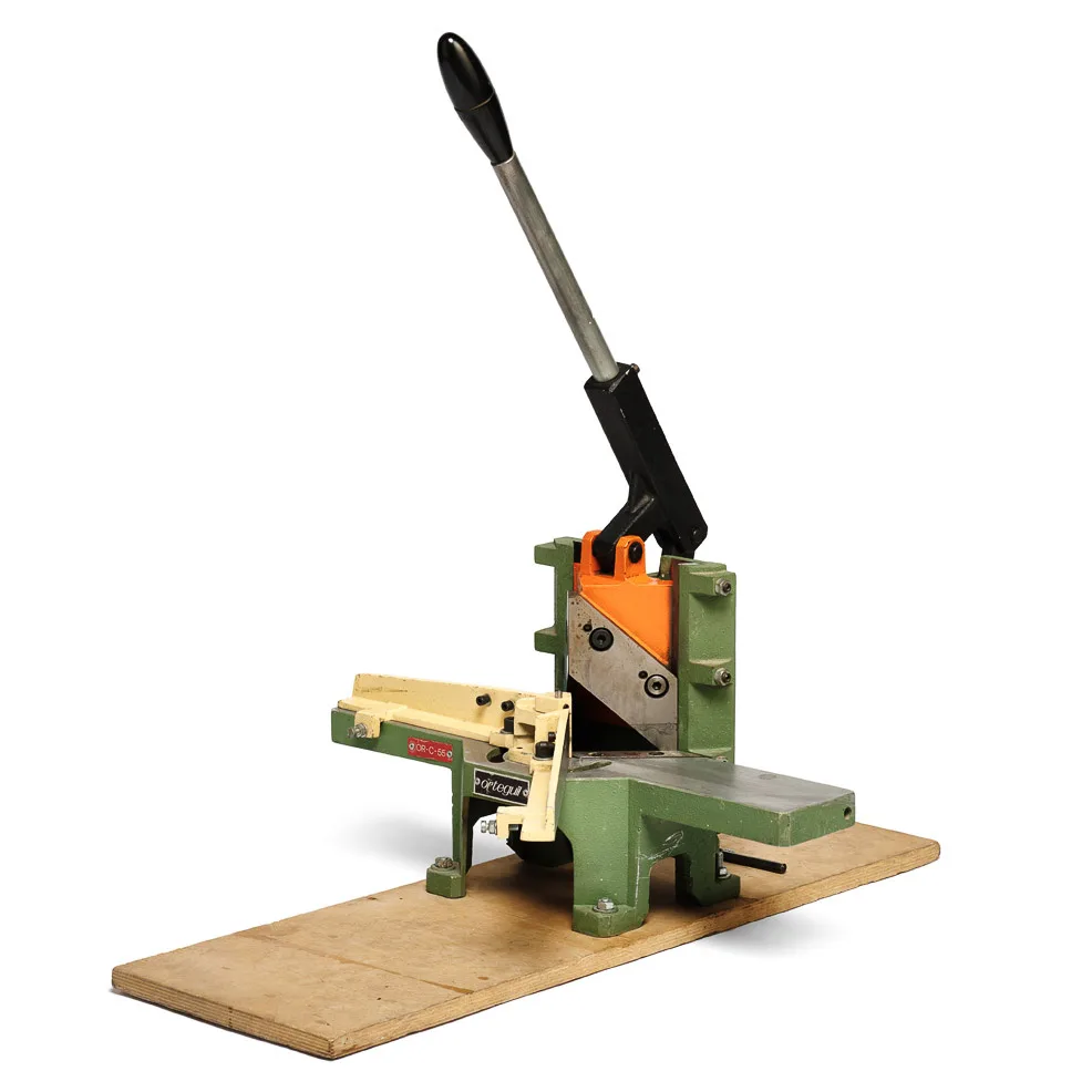 Jiirileikkuri / Listagiljotiini max. 55mm listoille